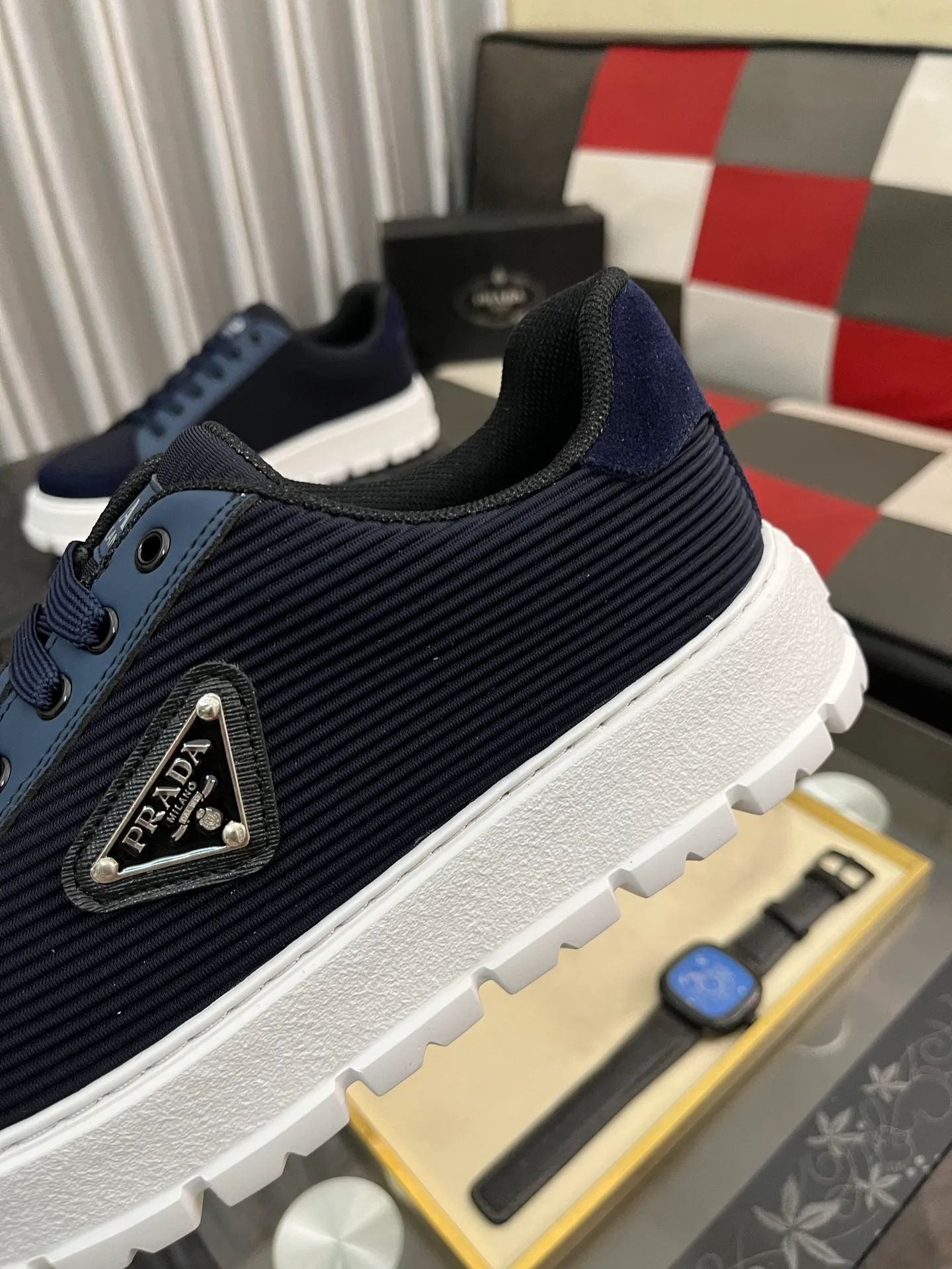 Men's Men's Shoes💰440⌚️⌚️《PRADA*》The latest and most popular casual shoes, top brand [seduce] luxury~purchasing agent, top~quality. [Strong] The upper is made of imported breathable special materials ➕ breathable feet (•) with fine workmanship. Original stylish and stylish soft rubber wear-resistant outsole, light and comfortable on the foot, size: 38-445️⃣colors available